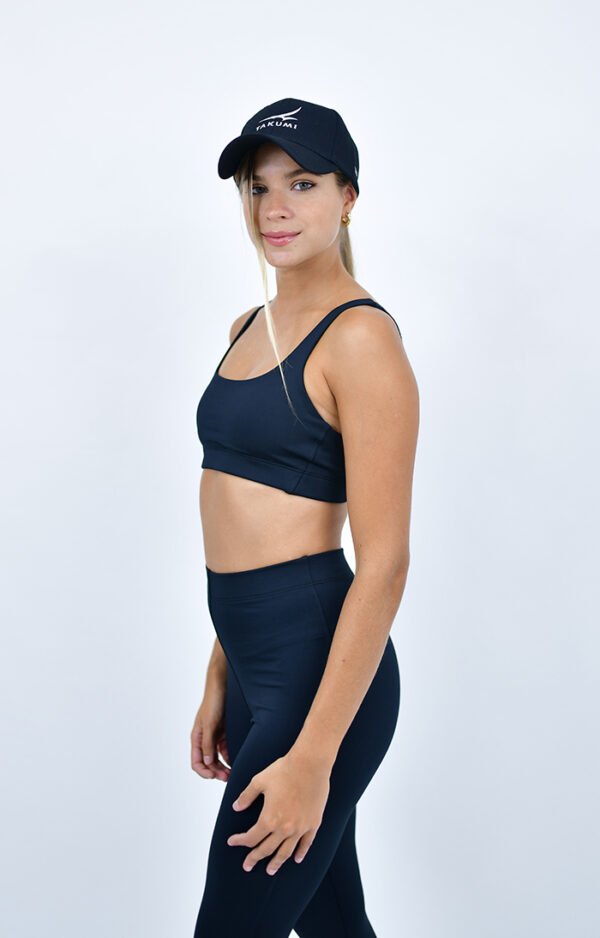 Gorra TAKUMI ONNA – Elegancia funcional en movimiento - Imagen 3